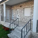 Kamena Kuca Family Rodin * Čapljina