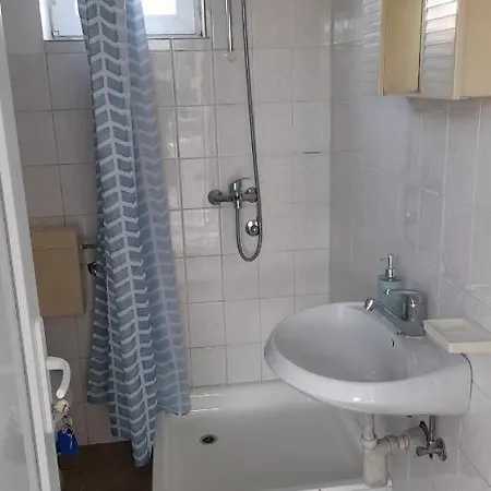 Kamena Kuca Family Rodin Apartment