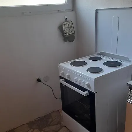 Kamena Kuca Family Rodin شقة *