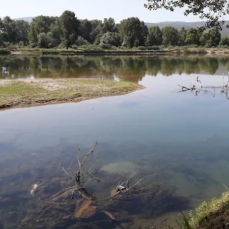 Kamena Kuca Family Rodin