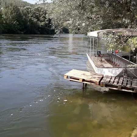 Kamena Kuca Family Rodin كابليينا