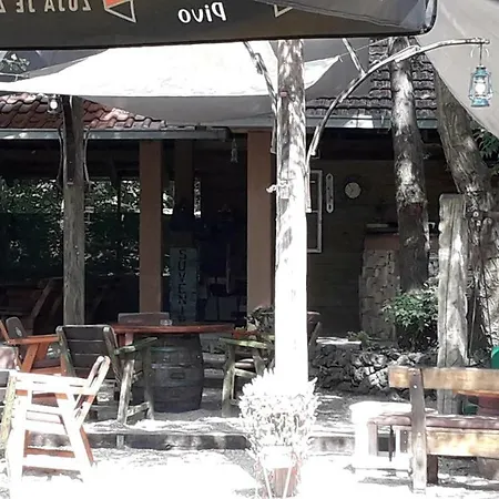 شقة Kamena Kuca Family Rodin كابليينا