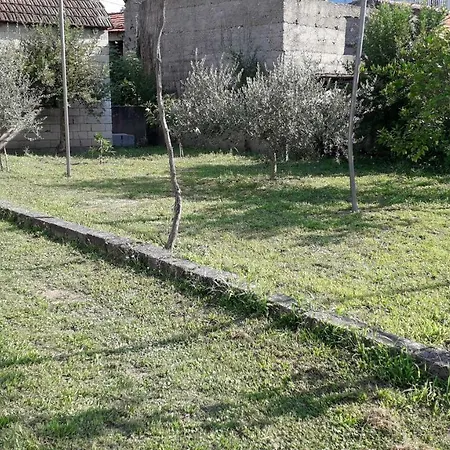 شقة Kamena Kuca Family Rodin *